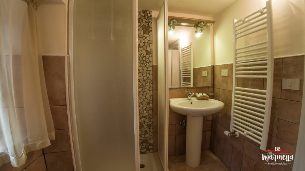 Bagno appartamento gioia-beb-marinella-farindola